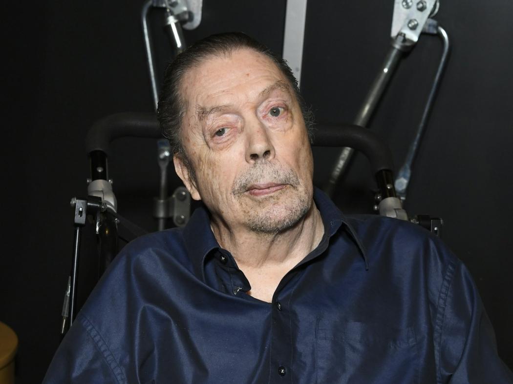 Sebelum Meninggal Dunia, Tim Curry Berjuang Melawan Stroke sejak 2012