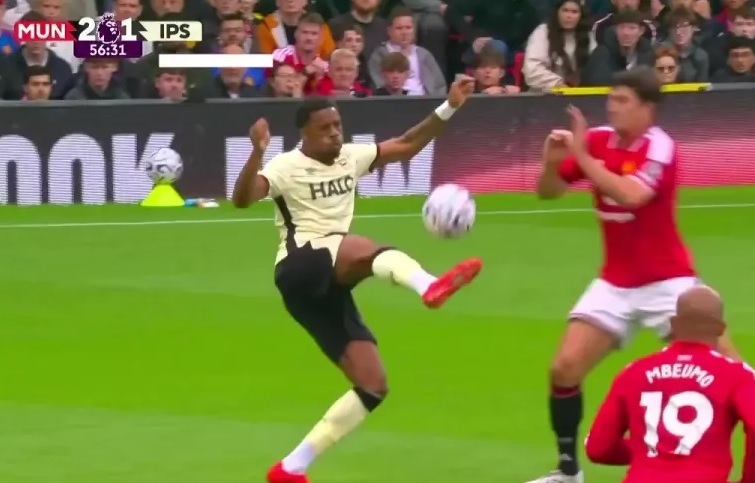 Gol Harry Maguire Bikin Heboh! Sempat Kena Tangan tapi Tetap Sah, Ini Aturan VAR