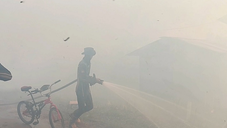 Relawan Karhutla di Palangka Raya Tersambar Api, Luka Bakar hingga 75 Persen