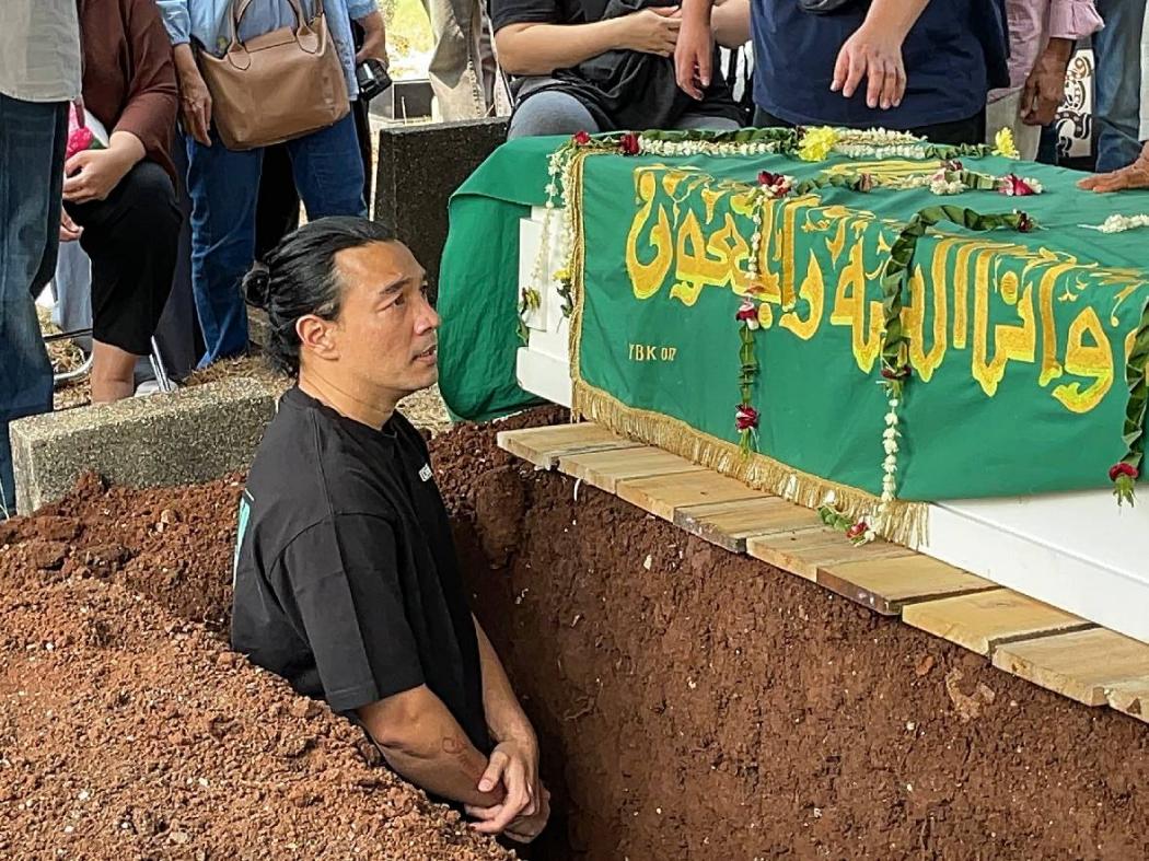 Innalillahi, Ayah Thalita Latief Meninggal Dunia