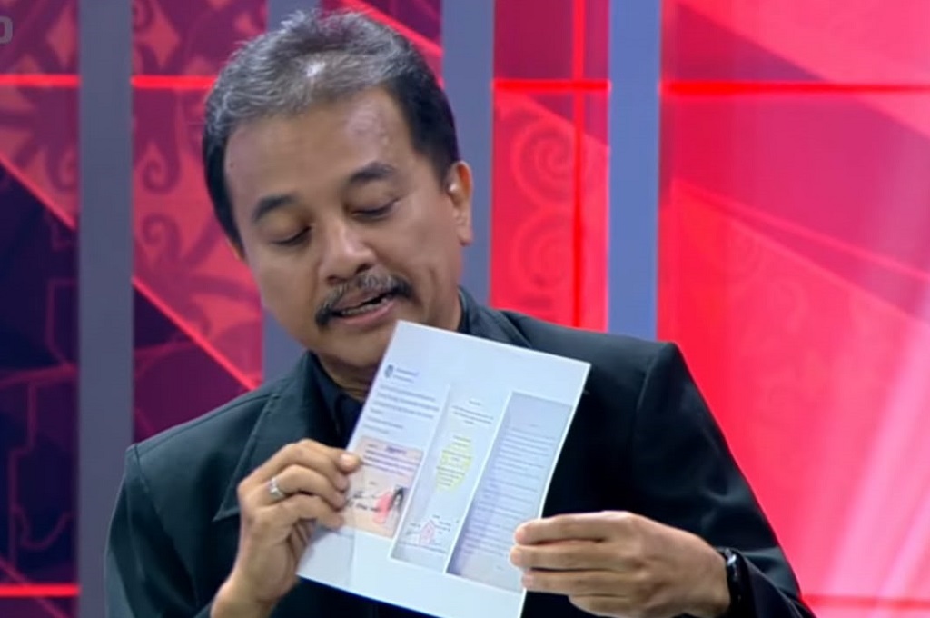 Selain Ijazah, Roy Suryo Kuliti Skripsi Jokowi yang Dinilai Banyak Kejanggalan