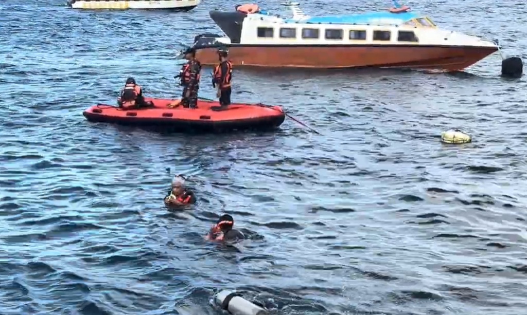 Perahu Terbalik di Pantai Dufa-Dufa Ternate: 1 Tewas, Santri Hilang
