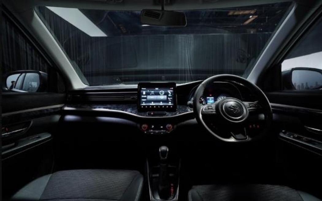 Dashboard Mobil Bau Apek? Ini Bagian Kabin Wajib Diperiksa