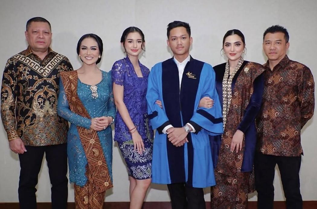 Azriel Hermansyah Curhat Sulit Satukan Jadwal Kris Dayanti dan Ashanty Jelang Pernikahan