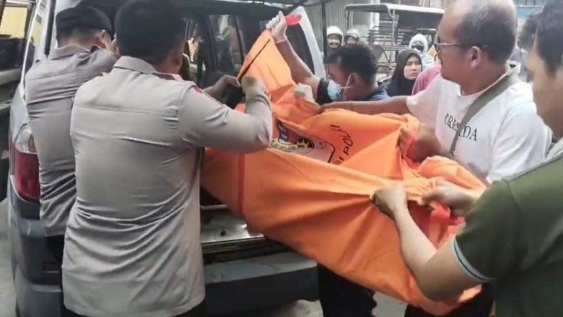 Pria Bertato Ditemukan Tewas di Tanjung Balai, Tubuh Luka Bakar dan Pegang Tang Jepit