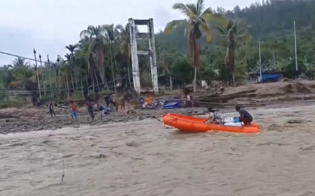 Trauma Banjir Bandang, Warga Aceh Tengah Mengungsi usai Sungai Meluap