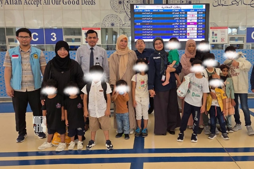 KJRI Jeddah Pulangkan 15 WNI dari Saudi gegara Masalah Imigrasi, 12 di Antaranya Anak-Anak