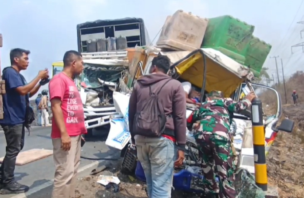Kronologi Kecelakaan Beruntun 9 Kendaraan di Tulang Bawang Tewaskan 2 Orang