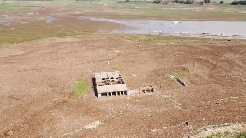Waduk Jatigede Sumedang Surut, Masjid Al Ikhlas yang Hilang 11 Tahun Kembali Terlihat
