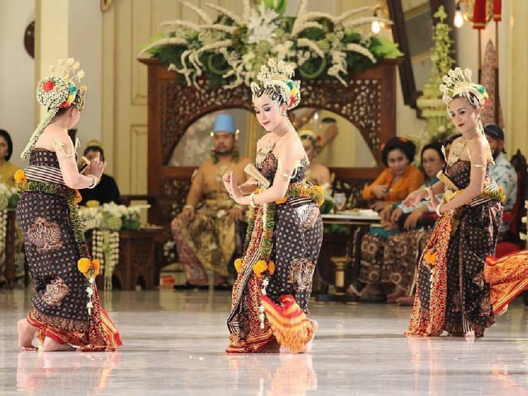 Mengenal Dhaup Ageng, Prosesi yang Akan Digelar Gusti Sura dan FX Adimas Rosdian 3-7 November 2026