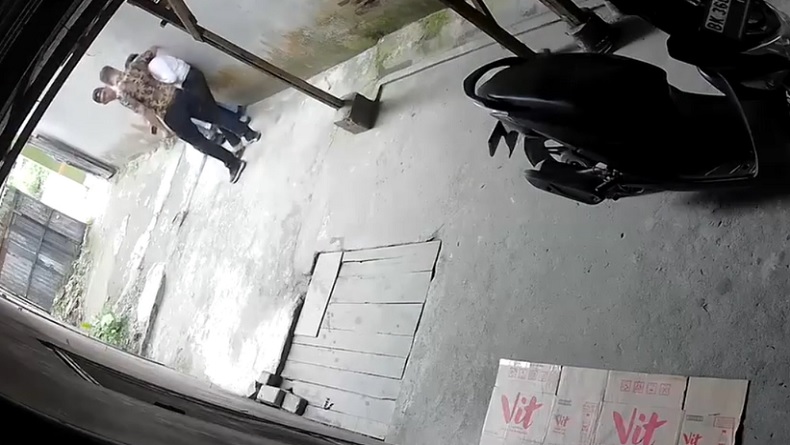 Mahasiswa di Asahan Diduga Dianiaya dan Disekap Debt Collector Terekam CCTV
