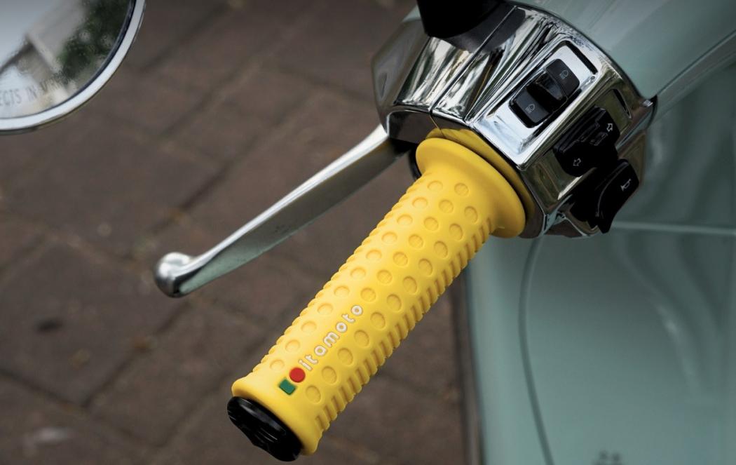 Bukan Sekadar Aksesori, Handgrip Berfungsi Jaga Kenyamanan dan Kendali Motor