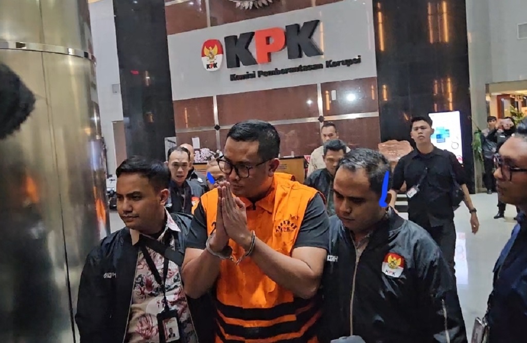 Breaking News: Bupati Klaten Hamenang Wajar Ismoyo Ditahan KPK, Pakai Rompi Oranye