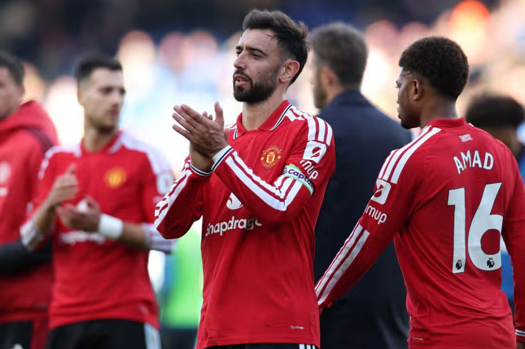 MU Larang Pemain Bicara ke Media usai Kritik Lisandro Martinez, Bruno Fernandes Buka Suara!