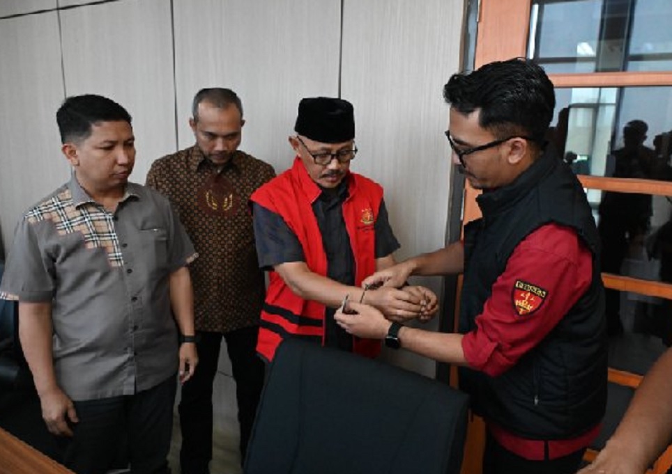 Kejati Jabar Tahan Wabup Indramayu Syaefudin terkait Kasus Korupsi Tunjangan DPRD