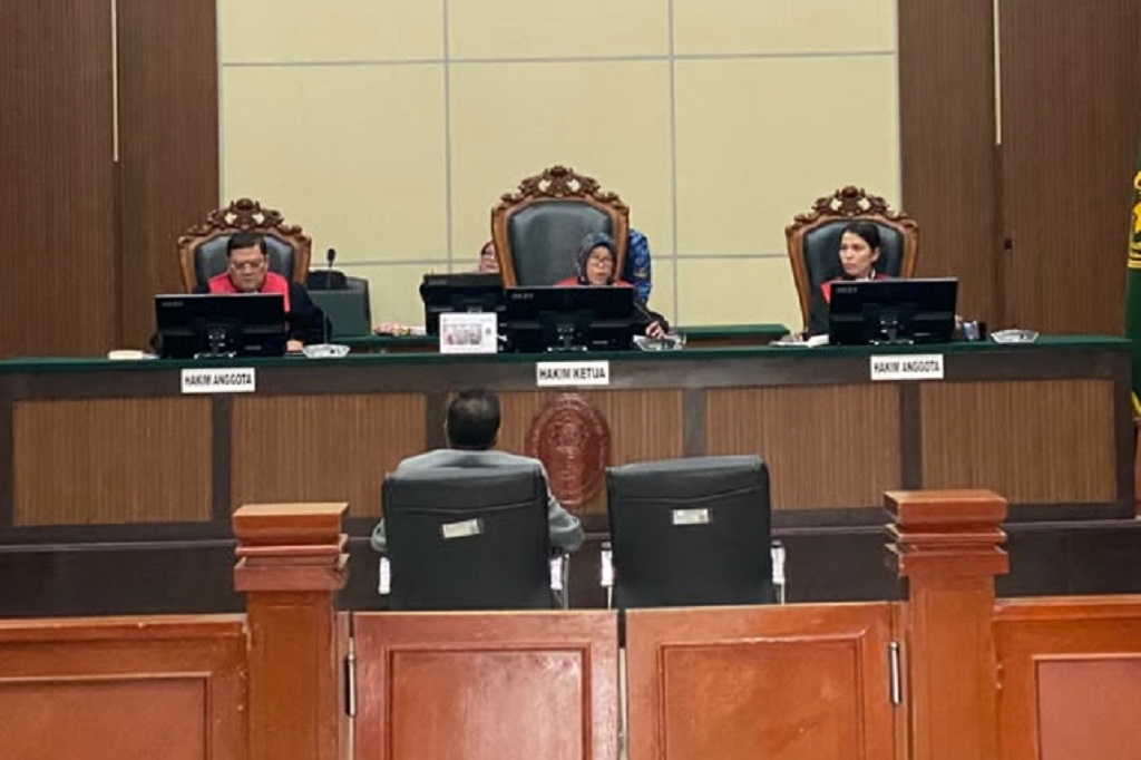 Refly Harun Cecar Lechumanan: Siapa yang Dihasut Roy Suryo soal Ijazah Jokowi?