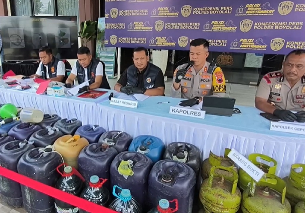 Polisi Tangkap Penimbun 1 Ton BBM Pertalite di Boyolali, Modus Modifikasi Tangki Mobil