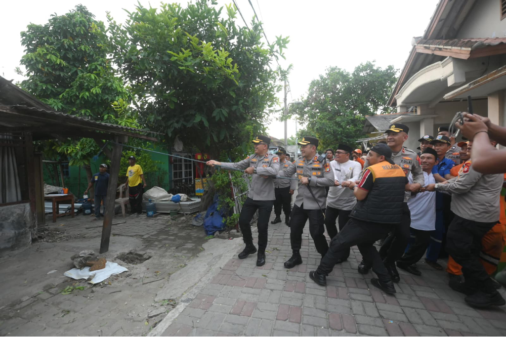 Rumah Warga Kepulauan Seribu Dirobohkan Polisi, Ternyata Ini Alasannya