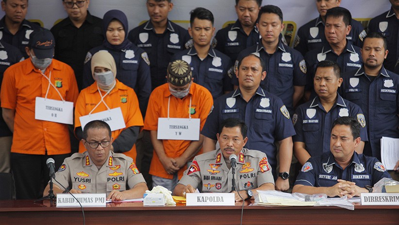 Polisi Gerebek Klinik Stem Cell Ilegal di Senayan