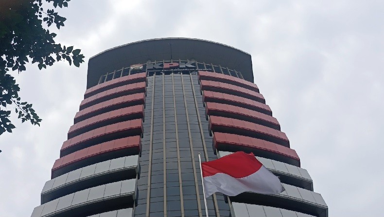 KPK Periksa Bendahara Dinas PUPR Kota Bengkulu, Dalami Temuan Uang di Rumah Kadis KPK Periksa Bendahara Dinas PUPR Kota Bengkulu, Dalami Temuan Uang di Rumah Kadis