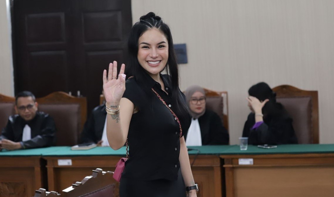 Nikita Mirzani Menang Banding Lawan Reza Gladys, Putusan PN Jaksel Dibatalkan Nikita Mirzani Menang Banding Lawan Reza Gladys, Putusan PN Jaksel Dibatalkan