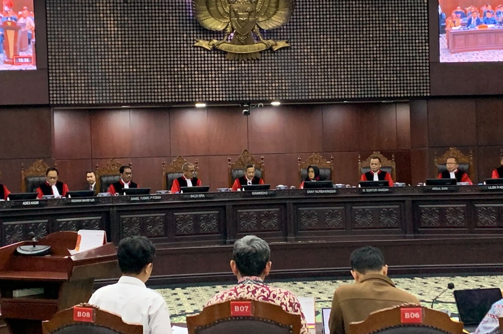 Sidang Lanjutan Gugatan Syarat Ijazah Gibran Digelar di MK, KPU-Bawaslu Hadir Sidang Lanjutan Gugatan Syarat Ijazah Gibran Digelar di MK, KPU-Bawaslu Hadir