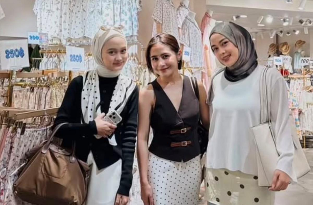 Prilly Latuconsina Bantah Bersahabat dengan Irenna Kristyn, Cuma Ketemu Minta Foto di Thailand Prilly Latuconsina Bantah Bersahabat dengan Irenna Kristyn, Cuma Ketemu Minta Foto di Thailand