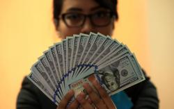 Aksi Ambil Untung, Kurs Dolar AS Melemah