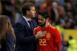 Lopetegui: Isco Belum Mengeluarkan Seluruh Kemampuan Terbaiknya
