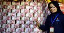 Perusahaan Ini Bagikan Bonus Uang Tunai Rp344 Miliar ke Para Pegawai