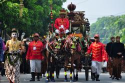 Kedepankan Kultur Indonesia di Nikahan Kahiyang-Bobby, Tukul Suka