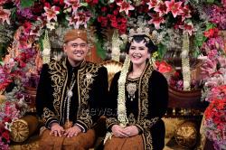 Tak Hadiri Pernikahan Kahiyang-Bobby, Dee Lestari Kirim Puisi