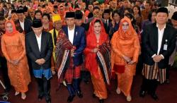 Acara Adat Pernikahan Kahiyang dan Bobby Sedot Perhatian Netizen