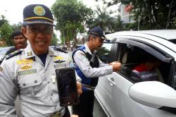 Pengemudi Taksi Online Terjaring Razia Gabungan