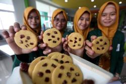 Biskuit Kurma Ini Diyakini Dapat Atasi Mual bagi Ibu Hamil