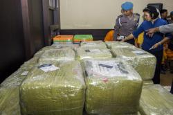 Mabes Polri Amankan Barang Bukti 1,6 Ton Sabu dari China