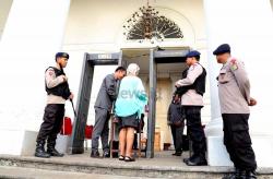 Polri Libatkan Ansor untuk Pengamanan Gereja.