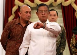 Rating Utang Bertambah Baik, Darmin: Jangan Puas Dulu