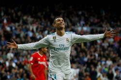 Cristiano Ronaldo Memburu Rekor Keempat dalam Sepekan