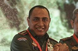 Maju Pilgub Sumut, Pangkostrad Letjen TNI Edy Rahmayadi Pensiun Dini<