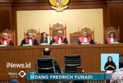 Jalani Sidang Lanjutan, Fredrich Bacakan 37 Lembar Eksepsi