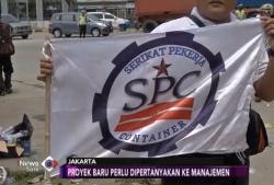 Tolak PHK Massal, Buruh JICT Tutup Jalan Pelabuhan Tanjung Priok
