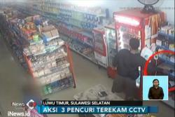 Aksi Pencurian Ayah dan Anak Terekam CCTV