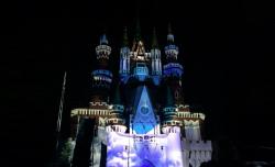TMII Hadirkan Pertunjukan Animasi Video Mapping di Istana Anak