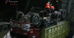 Permudah Evakuasi, Bangkai Truk di Jembatan Widang Dipotong-potong