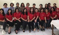 Liliana Tanoesoedibjo dan Skuad Lovely Berbagi Kasih ke Panti Jompo