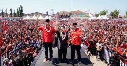 Kampanye Akbar di Cirebon, Mega Sebut Pasangan Hasanah Paling Komplet