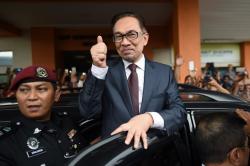 Tokoh Reformasi Malaysia Anwar Ibrahim Bebas
