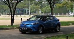 Test Drive Toyota C-HR, Sensasi Kenyamanan Mobil Mewah 