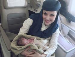 Melahirkan di Pesawat, Bayi Ini Bisa Dapat Tiket Gratis Seumur Hidup